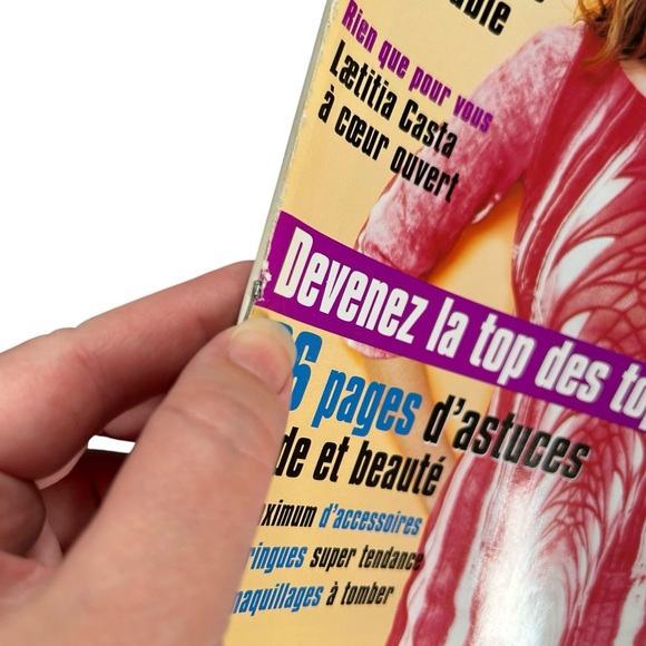 Vintage JJ Jeune & Jolie French Magazine October 2000 Y2K Laetitia Casta Cover - Picture 7 of 8